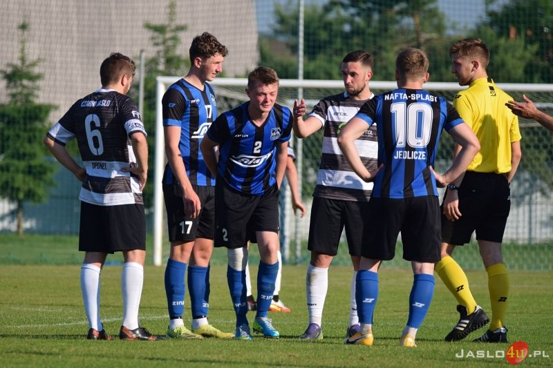 Mecz ZKS Nafta-Splast Jedlicze - JKS Czarni 1910 Jasło 1:1