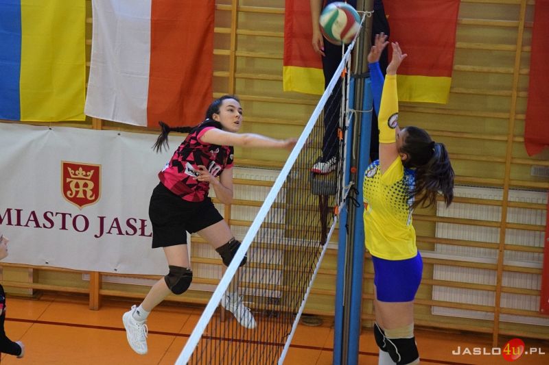 Sobotnie zmagania siatkarek i judoków - MFS Jasło 2022