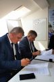 Uczniowie z ZST i CKZ odbędą praktyki w firmie Toyota Jasło. Podpisanie umowy współpracy