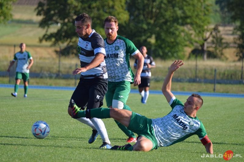 Mecz OPP LKS Czeluśnica - JKS Czarni 1910 Jasło 4:2
