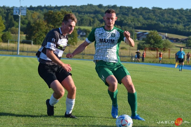 Mecz OPP LKS Czeluśnica - JKS Czarni 1910 Jasło 4:2