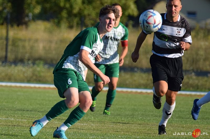 Mecz OPP LKS Czeluśnica - JKS Czarni 1910 Jasło 4:2