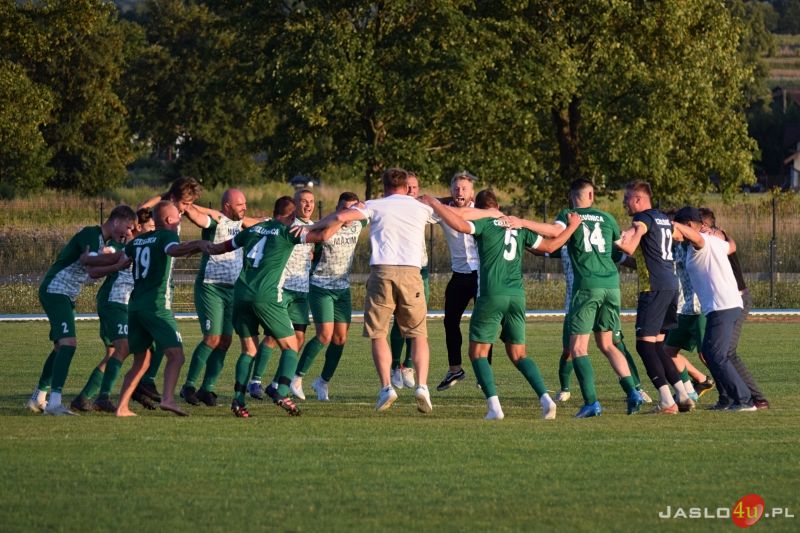 Mecz OPP LKS Czeluśnica - JKS Czarni 1910 Jasło 4:2