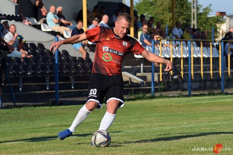 Mecz sparingowy JKS Czarni 1910 Jasło - ZKS Izolator Boguchwała 2:6