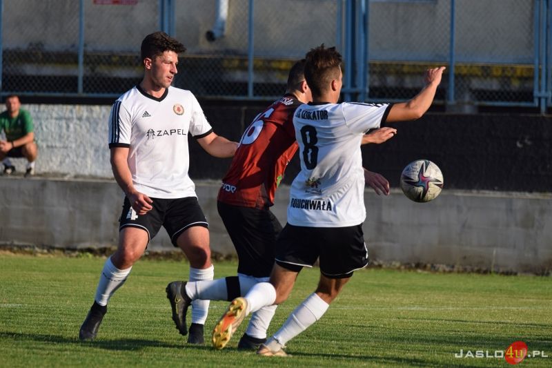Mecz sparingowy JKS Czarni 1910 Jasło - ZKS Izolator Boguchwała 2:6