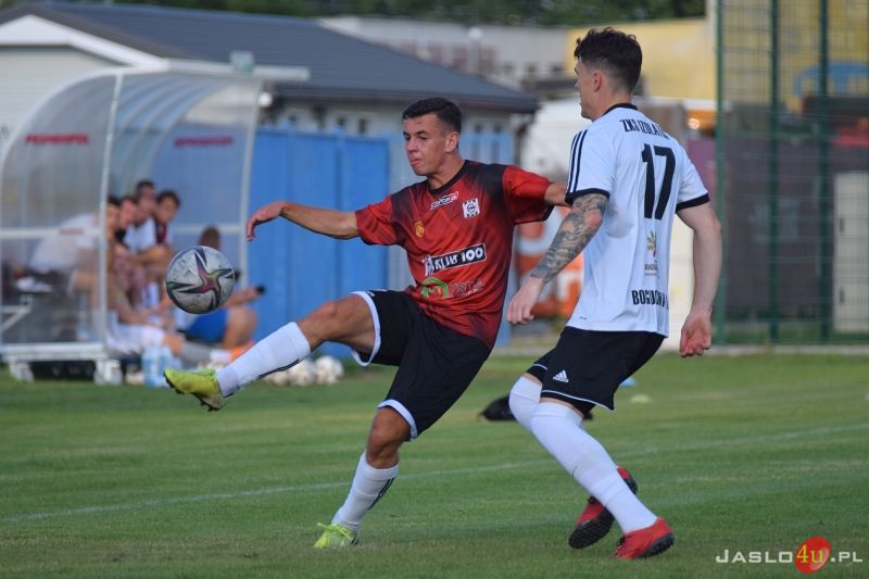 Mecz sparingowy JKS Czarni 1910 Jasło - ZKS Izolator Boguchwała 2:6