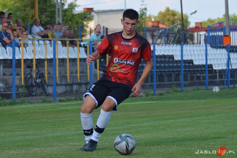 Mecz sparingowy JKS Czarni 1910 Jasło - ZKS Izolator Boguchwała 2:6