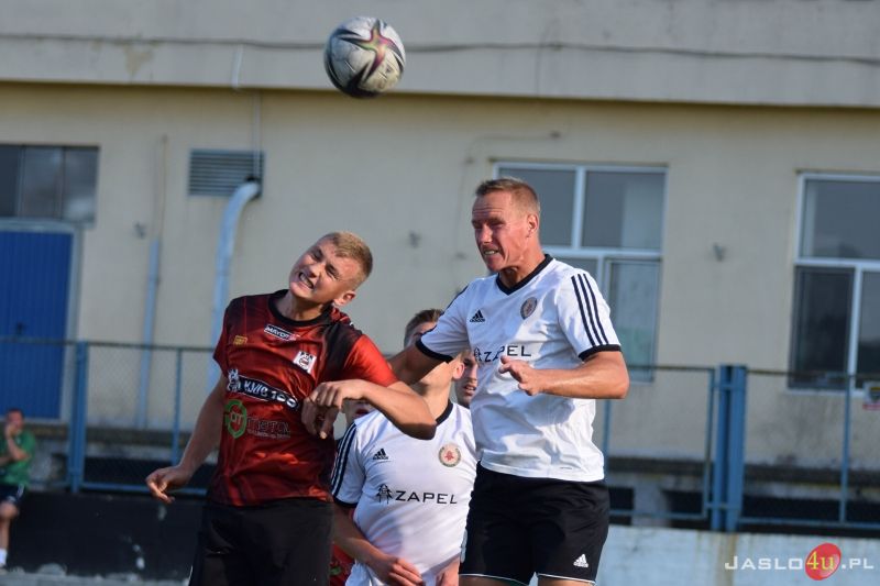 Mecz sparingowy JKS Czarni 1910 Jasło - ZKS Izolator Boguchwała 2:6