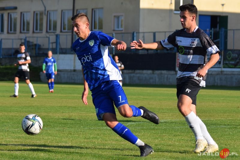 Mecz JKS Czarni 1910 Jasło - Przełęcz Dukla 2:1