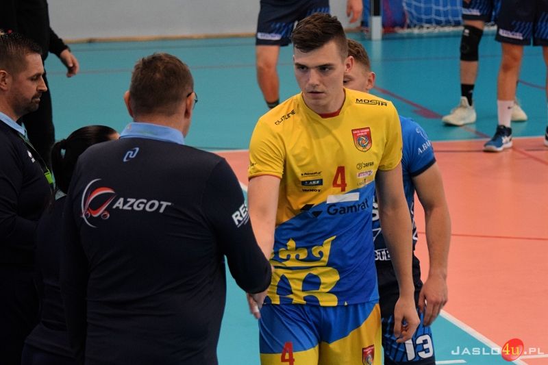 Mecz II ligi piłki siatkowej mężczyzn MKS "Gamrat-MOSiR" Jasło - Błękitni Ropczyce (3:0)