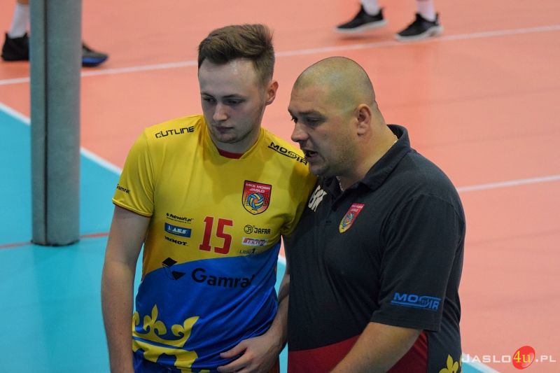 Mecz II ligi piłki siatkowej mężczyzn MKS "Gamrat-MOSiR" Jasło - Błękitni Ropczyce (3:0)