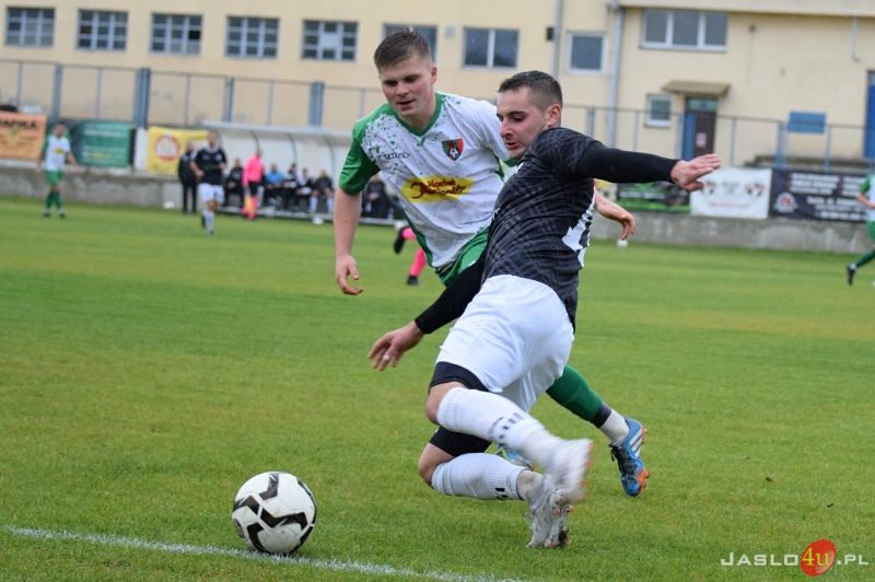 Mecz JKS Czarni 1910 Jasło - KS Zamczysko Mrukowa 0:0