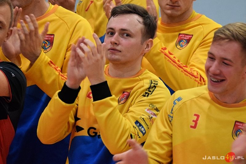 MKS "GAMRAT-MOSiR" Jasło - AKS V LO Rzeszów (3:1)