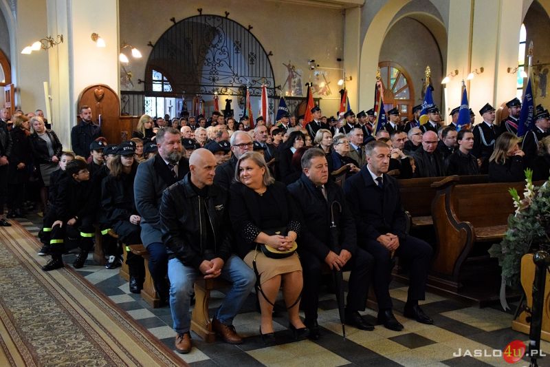 Ostatnie pożegnanie Wiktora Barańskiego - wójta gminy Tarnowiec