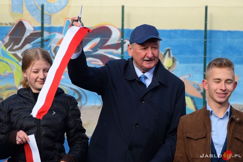 Otwarcie wielofunkcyjnego boiska sportowego przy I LO w Jaśle