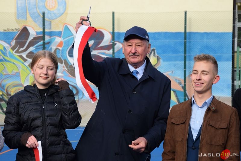 Otwarcie wielofunkcyjnego boiska sportowego przy I LO w Jaśle