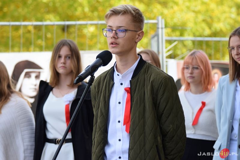 Otwarcie wystawy "Jan Paweł II - orędownik bożego miłosierdzia"