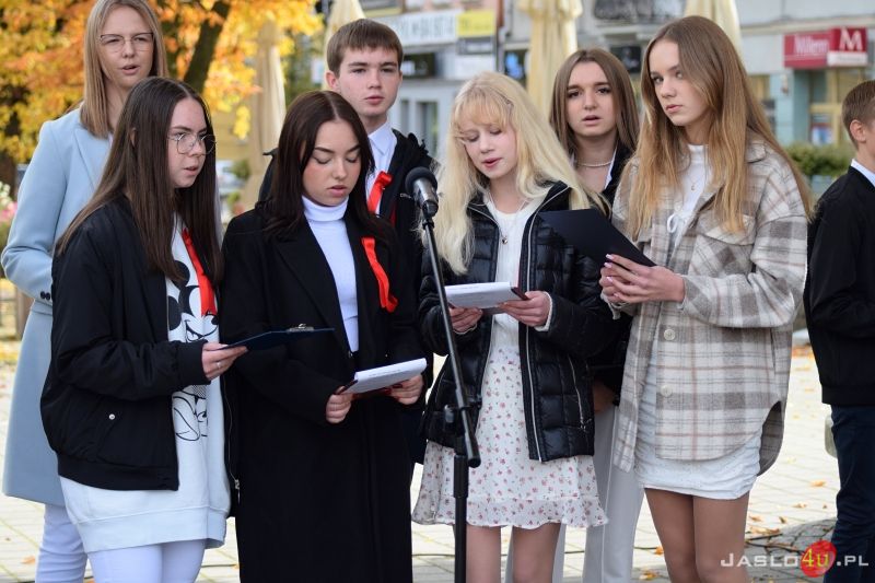 Otwarcie wystawy "Jan Paweł II - orędownik bożego miłosierdzia"