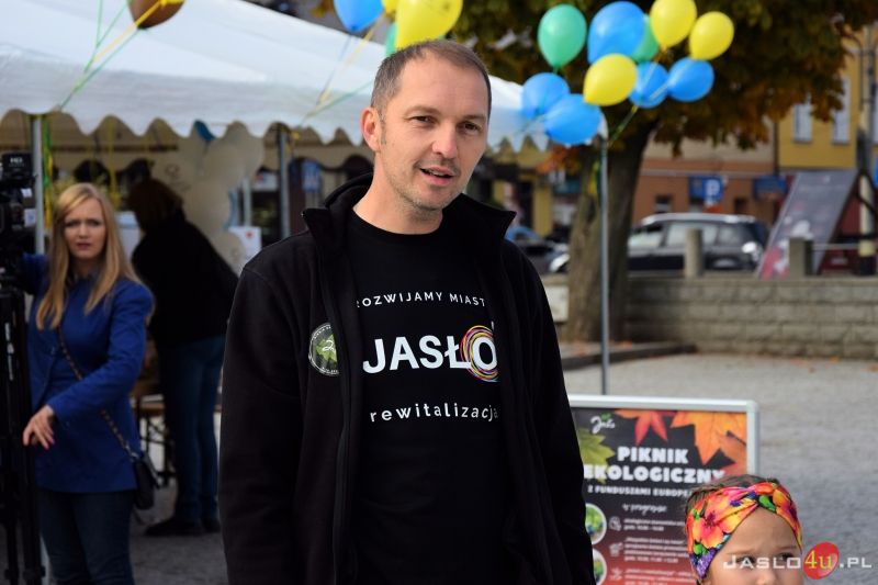 „Piknik ekologiczny z funduszami europejskimi” na jasielskim rynku
