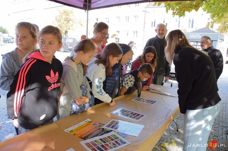 „Piknik ekologiczny z funduszami europejskimi” na jasielskim rynku
