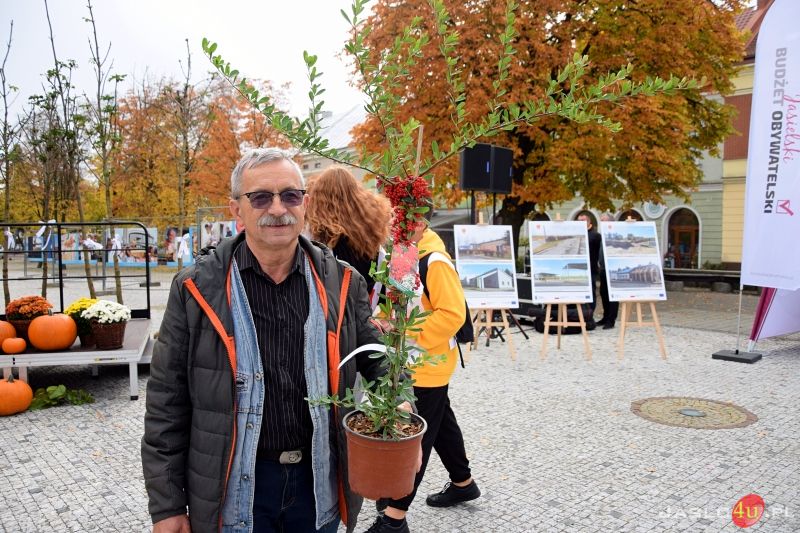„Piknik ekologiczny z funduszami europejskimi” na jasielskim rynku