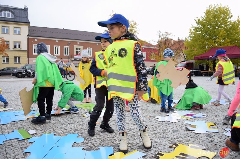 „Piknik ekologiczny z funduszami europejskimi” na jasielskim rynku