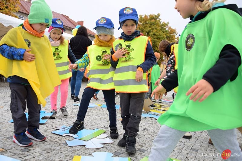 „Piknik ekologiczny z funduszami europejskimi” na jasielskim rynku