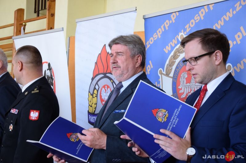 Przyznanie promes dla Młodzieżowych Drużyn Pożarniczych