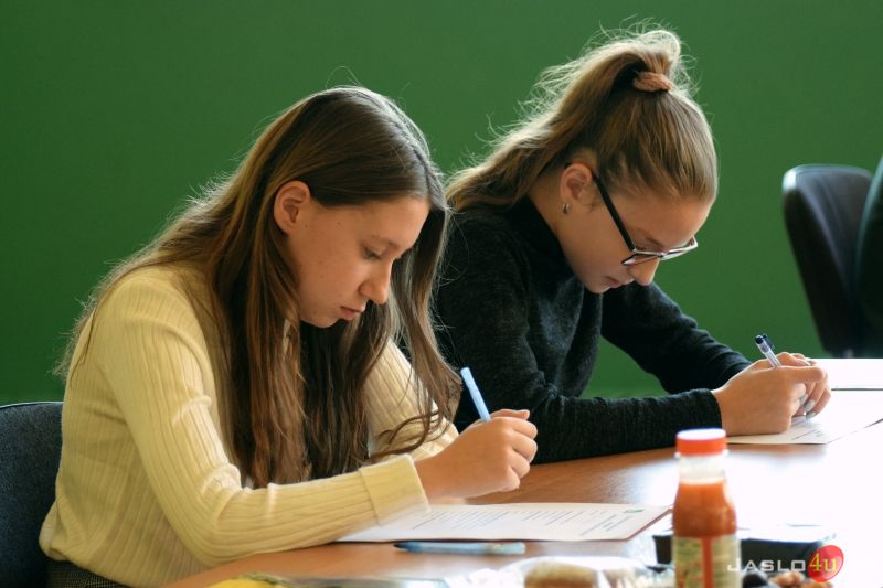 "Bezpiecznie na wsi, czyli jak unikać wypadków". Powiatowy  Konkurs zorganizowany przez KRUS