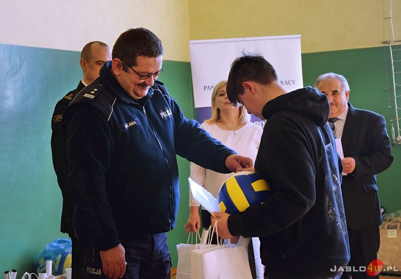 "Bezpiecznie na wsi, czyli jak unikać wypadków". Powiatowy  Konkurs zorganizowany przez KRUS