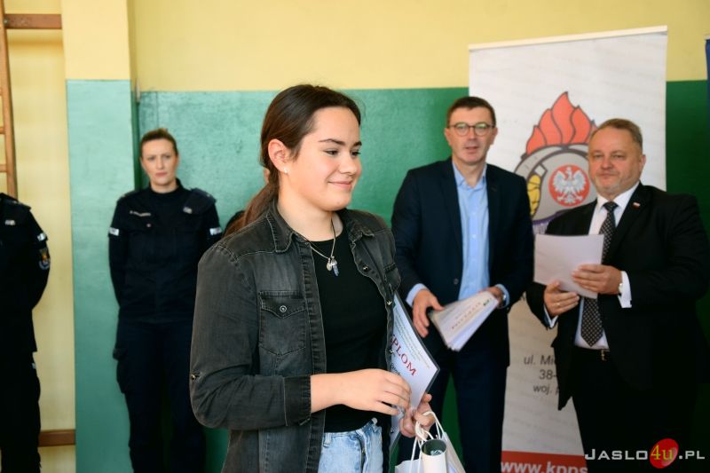 "Bezpiecznie na wsi, czyli jak unikać wypadków". Powiatowy  Konkurs zorganizowany przez KRUS