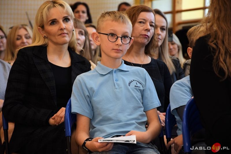 Gala wręczenia Orderu Uśmiechu profesorowi Karolowi Myśliwcowi