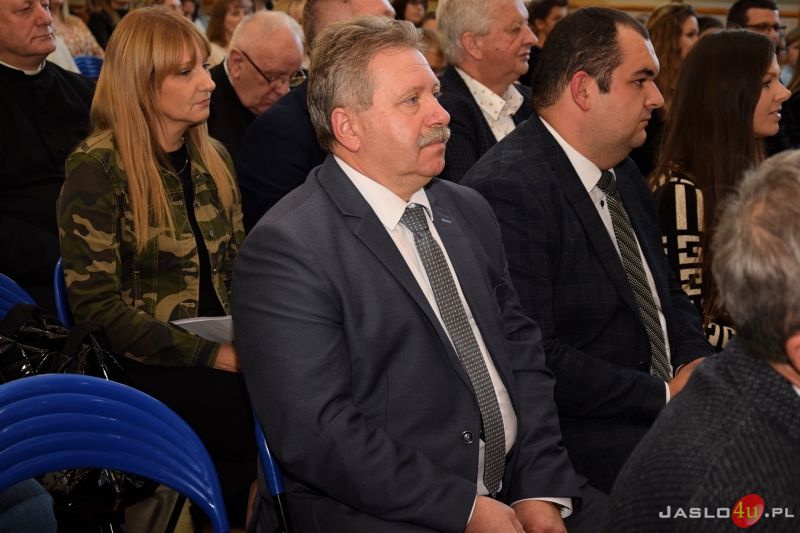 Gala wręczenia Orderu Uśmiechu profesorowi Karolowi Myśliwcowi
