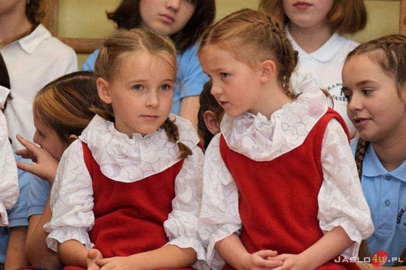 Gala wręczenia Orderu Uśmiechu profesorowi Karolowi Myśliwcowi