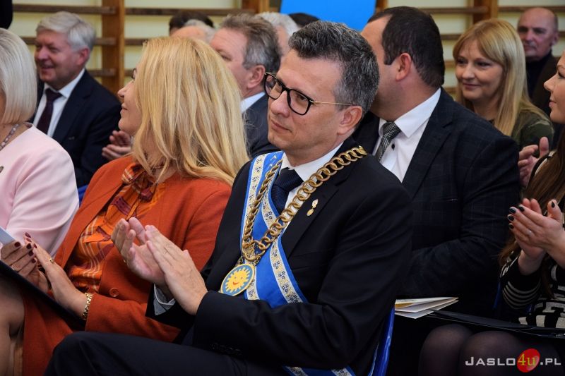 Gala wręczenia Orderu Uśmiechu profesorowi Karolowi Myśliwcowi