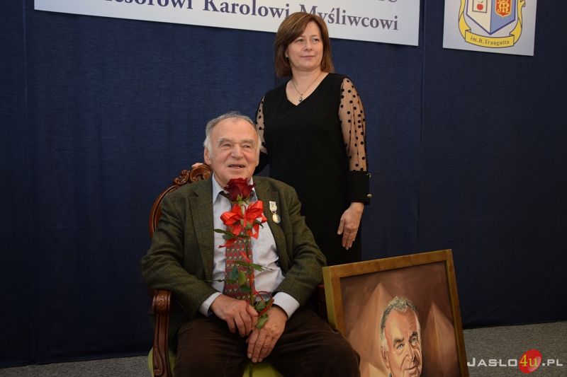 Gala wręczenia Orderu Uśmiechu profesorowi Karolowi Myśliwcowi