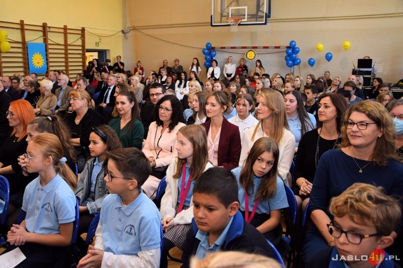 Gala wręczenia Orderu Uśmiechu profesorowi Karolowi Myśliwcowi