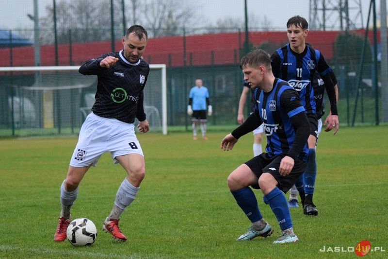Mecz JKS Czarni 1910 Jasło - Nafta Jedlicze 2:1