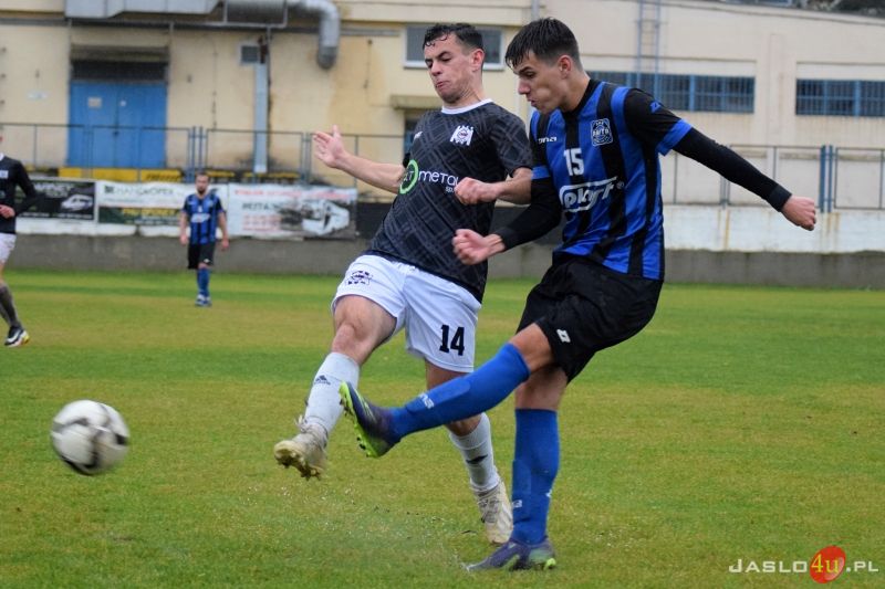 Mecz JKS Czarni 1910 Jasło - Nafta Jedlicze 2:1