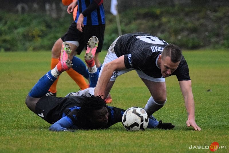 Mecz JKS Czarni 1910 Jasło - Nafta Jedlicze 2:1
