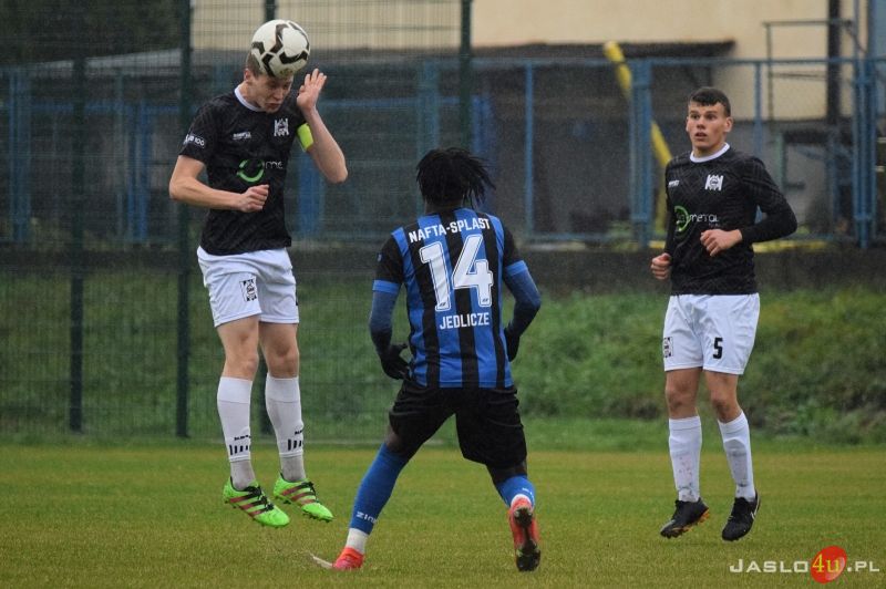 Mecz JKS Czarni 1910 Jasło - Nafta Jedlicze 2:1