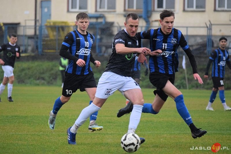 Mecz JKS Czarni 1910 Jasło - Nafta Jedlicze 2:1