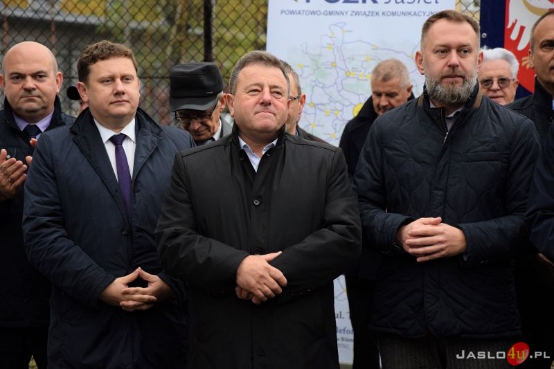 Nowe autobusy dla PGZK Jasiel