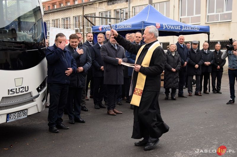 Nowe autobusy dla PGZK Jasiel