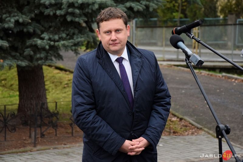 Nowe autobusy dla PGZK Jasiel