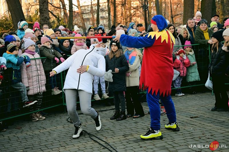 Mikołaj wręczył prezenty jasielskim dzieciom