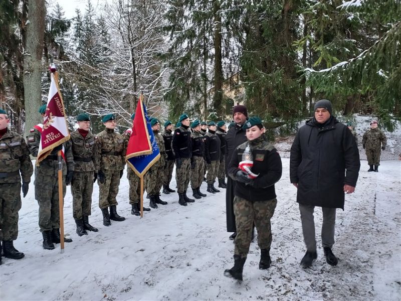 Obchody 155. Rocznicy Urodzin Józefa Piłsudskiego na Litwie z udziałem kołaczyckich Strzelców