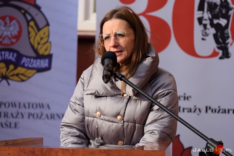 Prezentacja samochodów i wyposażenia pozyskanego przez KP PSP w Jaśle w 2022 r.