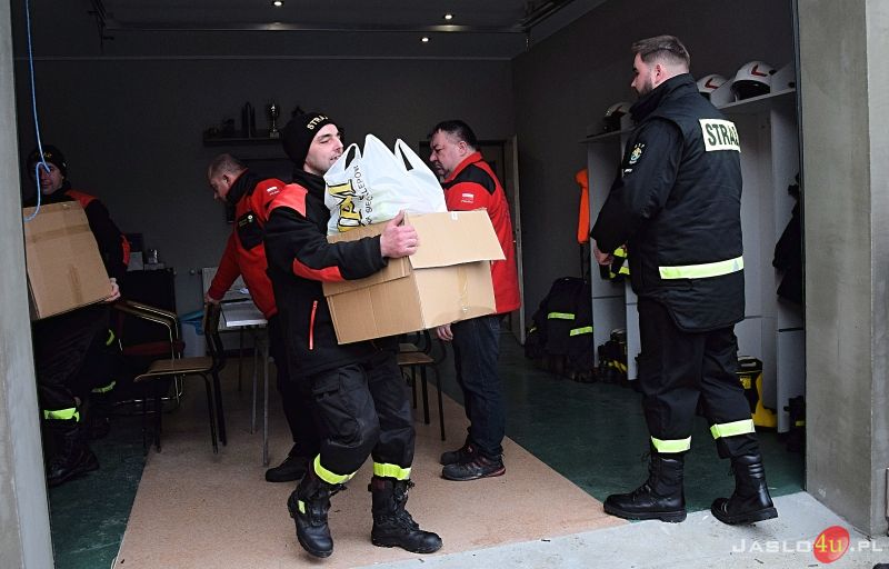 6. edycja akcji  „Paczka dla Dzieciaka na Święta od Strażaka”