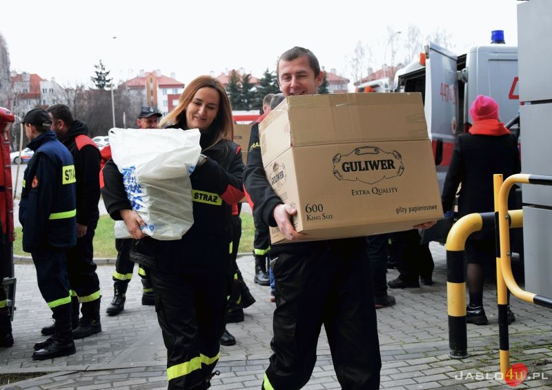6. edycja akcji  „Paczka dla Dzieciaka na Święta od Strażaka”